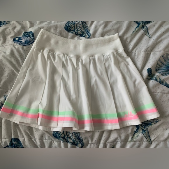 Lilly Pulitzer Pants - Lilly Pulitzer Luxletic Cosmina high rise pleated skort size medium NWOT